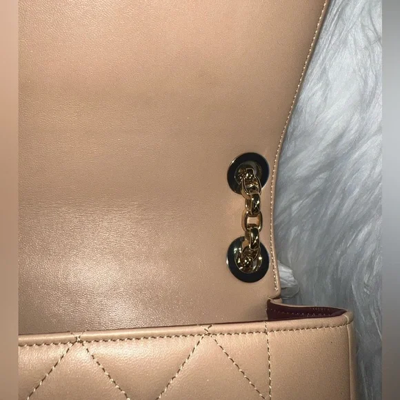 CHANEL beige flap bag with rich gold hardware. Original dust bag & box. - Picture 8 of 9